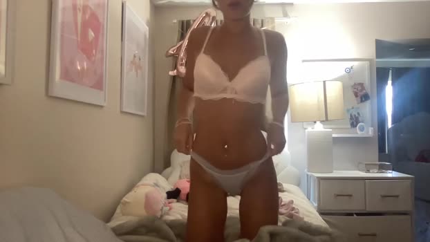 madelyn1111 Females Chaturbate 22-03-2024
