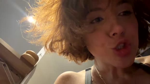 vanandjuani Females Chaturbate 24-03-2024