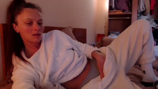 andrasweetie Females Chaturbate 28-03-2024