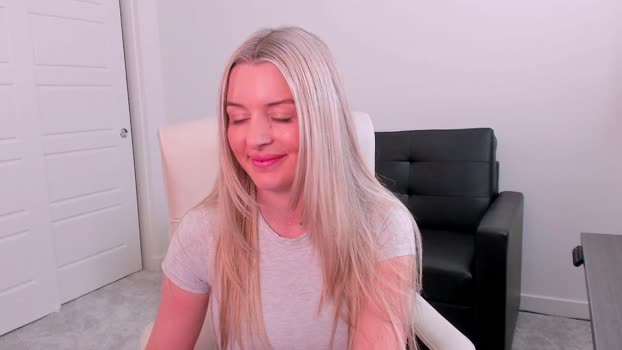 adriananorth Females Chaturbate 04-04-2024