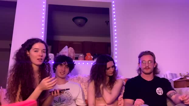 kylieexoxoxo2432 Couples Chaturbate 06-04-2024