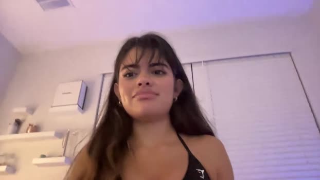 poutyselenaa Females Chaturbate 10-04-2024