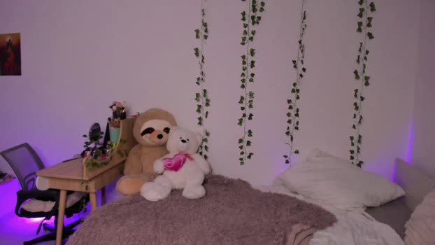 queen_of_rainbow Females Chaturbate 11-04-2024