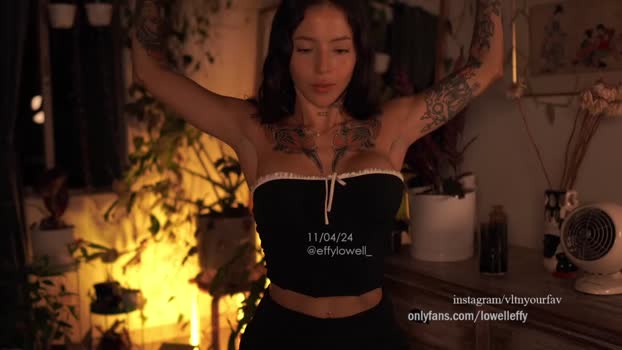 effylowell_ Females Chaturbate 12-04-2024