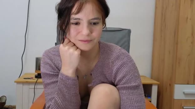holyrally Females Chaturbate 11-04-2024