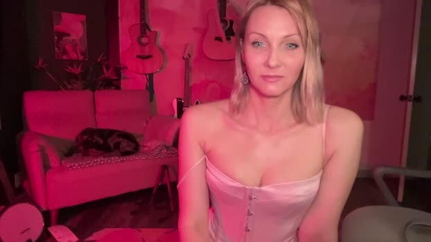 kaileeshy Females Chaturbate 13-04-2024