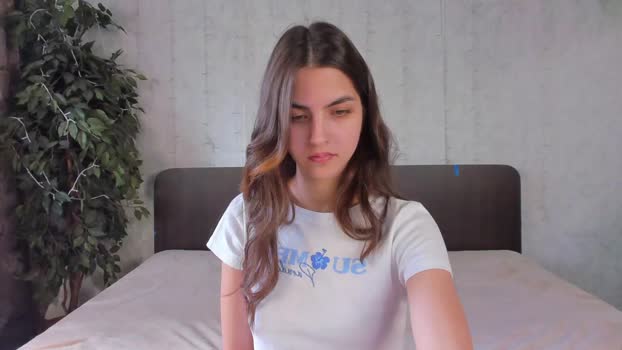 milana_crystal_ Females Chaturbate 14-04-2024