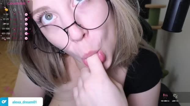 alexa_dream Females Chaturbate 15-04-2024
