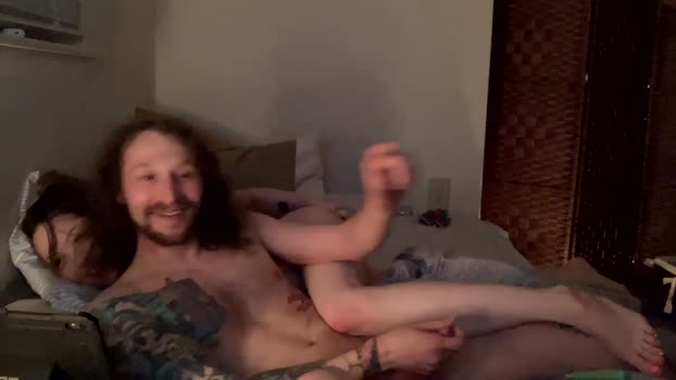 beebeedutches Couples Chaturbate 16-04-2024
