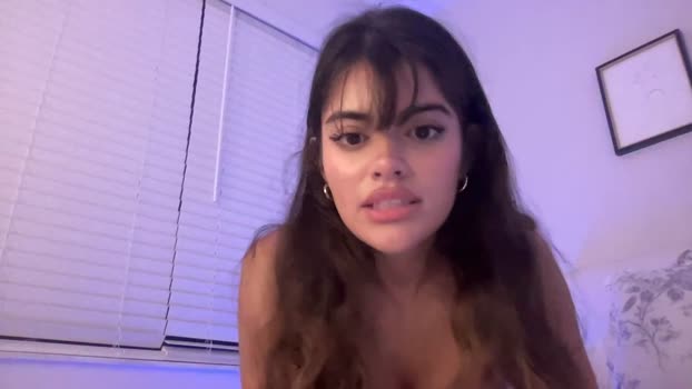 poutyselenaa Females Chaturbate 16-04-2024