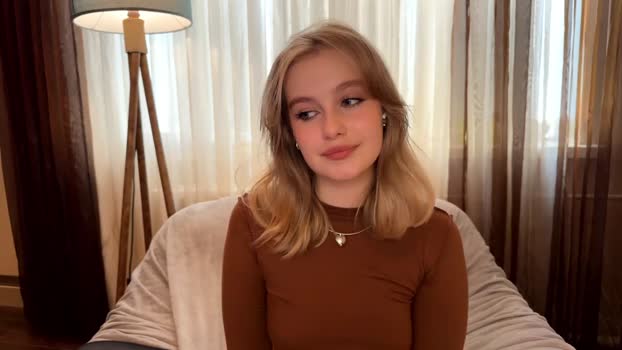 cute_siberian_girl Females Chaturbate 18-04-2024