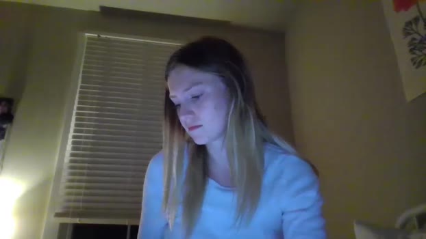 ellenglow69 Females Chaturbate 20-04-2024