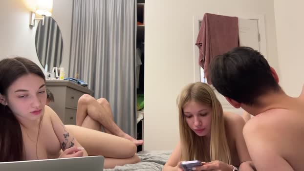 luis7777hui Couples Chaturbate 22-04-2024