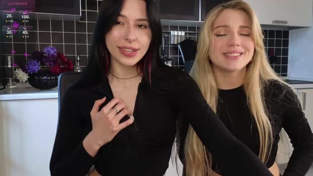 yononeey Couples Chaturbate 23-04-2024