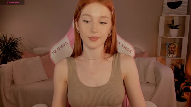 leahsthetics Females Chaturbate 26-04-2024