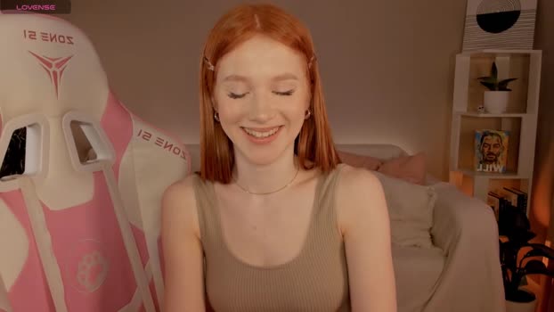 leahsthetics Females Chaturbate 26-04-2024