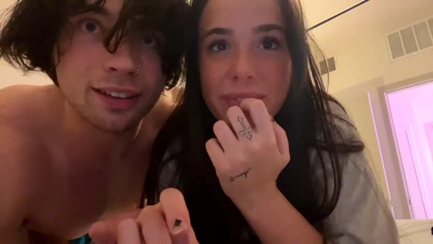 alexilottt Couples Chaturbate 27-04-2024