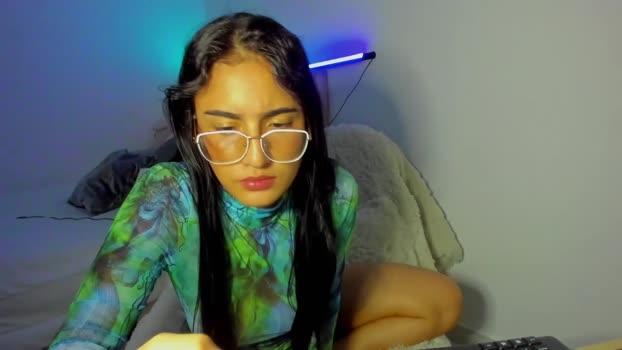_angelnaugthy_