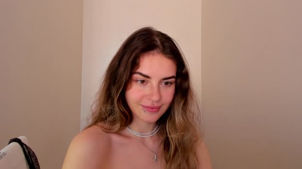 emmycrystal_ Females Chaturbate 05-05-2024