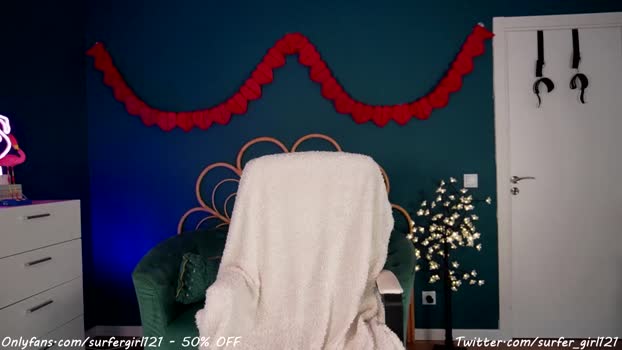 surfergirl121 Females Chaturbate 12-05-2024
