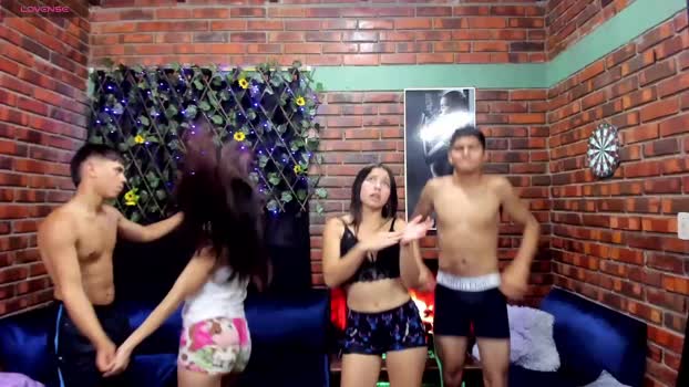 mr_gray_andf_riends Couples Chaturbate 15-05-2024