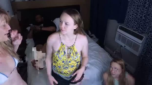 pr3ttyp1nkpussy Couples Chaturbate 17-05-2024