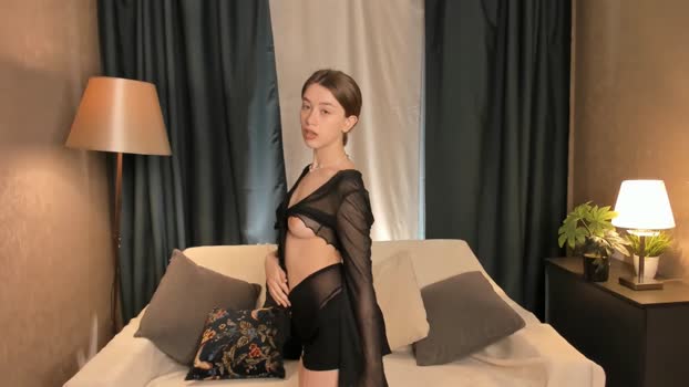 yumiko4os Females Chaturbate 18-05-2024