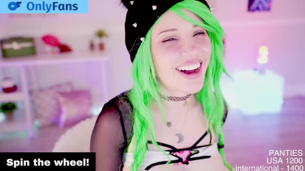 cherrycrush Females Chaturbate 19-05-2024