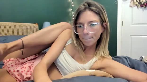 oliviahansleyy Females Chaturbate 21-05-2024