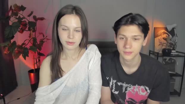 yourher0in Couples Chaturbate 20-05-2024