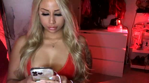 aspenmadden Females Chaturbate 22-05-2024