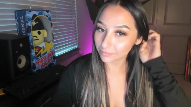 kinky_wild777 Females Chaturbate 22-05-2024