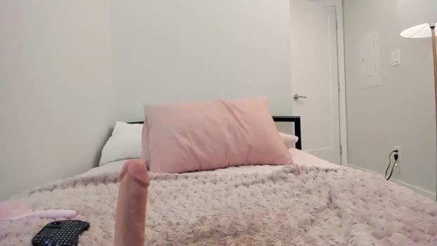 secretgirlfriendxo Females Chaturbate 23-05-2024
