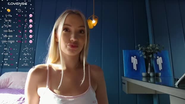 kriss0leoo Females Chaturbate 23-05-2024