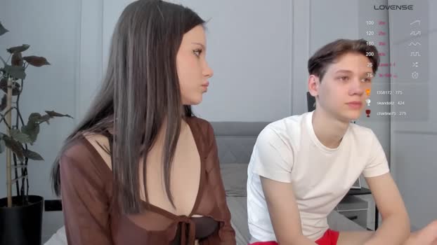yourher0in Couples Chaturbate 24-05-2024