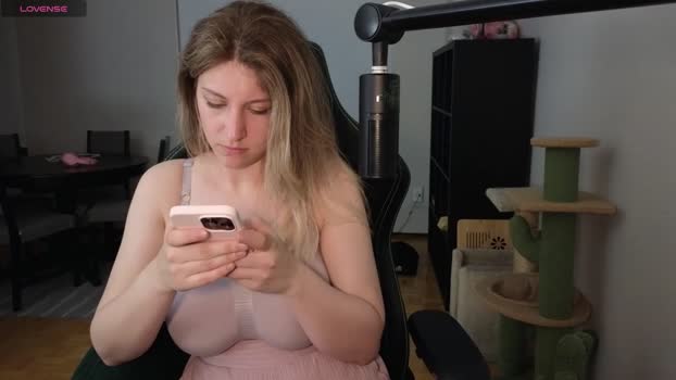alexa_dream Females Chaturbate 26-05-2024