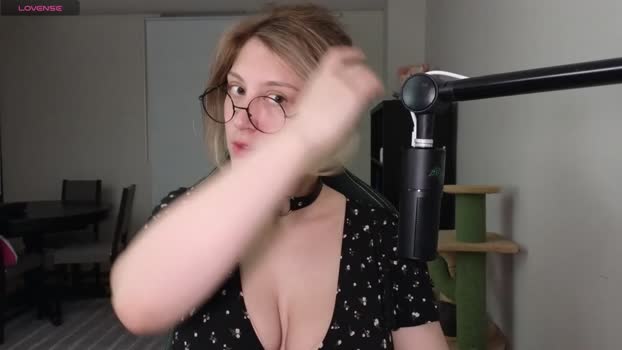 alexa_dream Females Chaturbate 31-05-2024