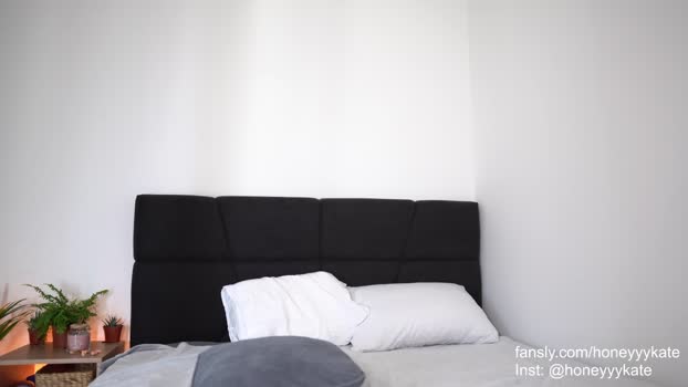 honeyyykate Females Chaturbate 01-06-2024