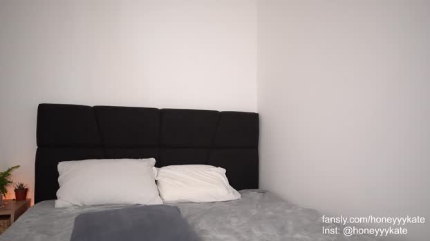 honeyyykate Females Chaturbate 31-05-2024