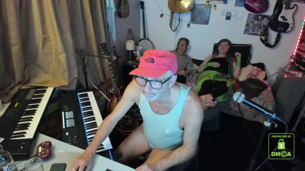 win2win Couples Chaturbate 02-06-2024
