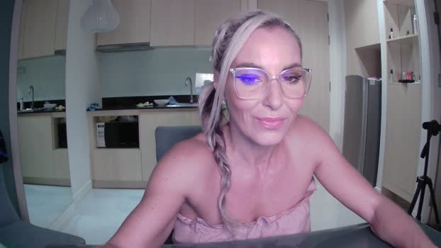 miss_bikini Females Chaturbate 14-06-2024