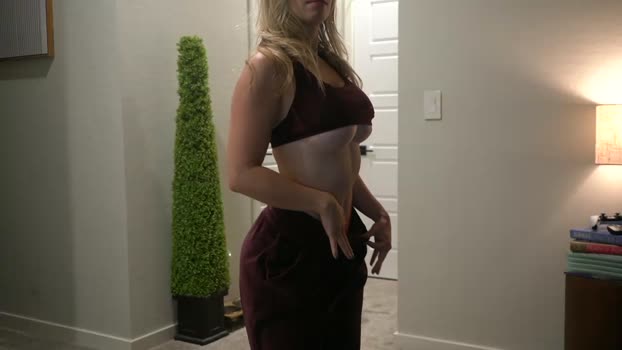 artoftease Females Chaturbate 15-06-2024