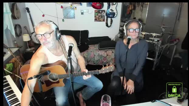 win2win Couples Chaturbate 15-06-2024