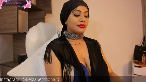 betzabeth_homudr Females Chaturbate 17-06-2024