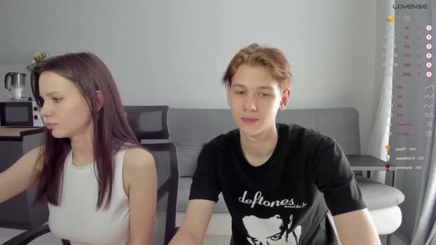 yourher0in Couples Chaturbate 20-06-2024