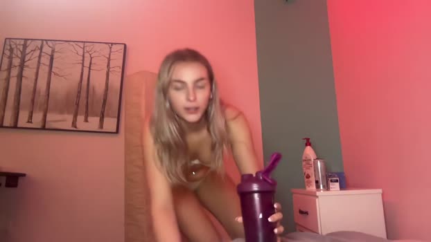 summerlovingg Females Chaturbate 20-06-2024