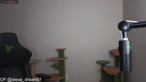 alexa_dream Females Chaturbate 24-06-2024