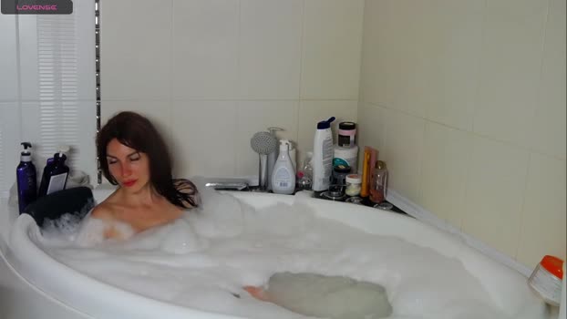 irennies Females Chaturbate 24-06-2024
