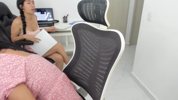 emillybrowm Couples Chaturbate 27-06-2024