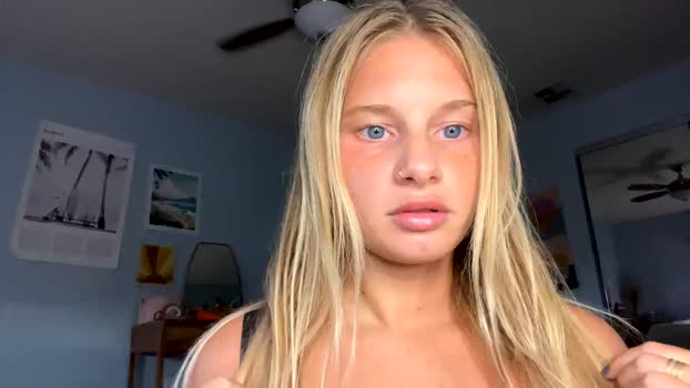 verycherryxx Females Chaturbate 27-06-2024